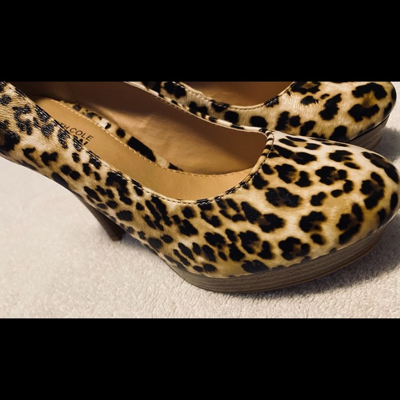 Brand New Super Gorgeous Fur Heels By KENNETH COLE - Box 60 - Picture 4 of 8